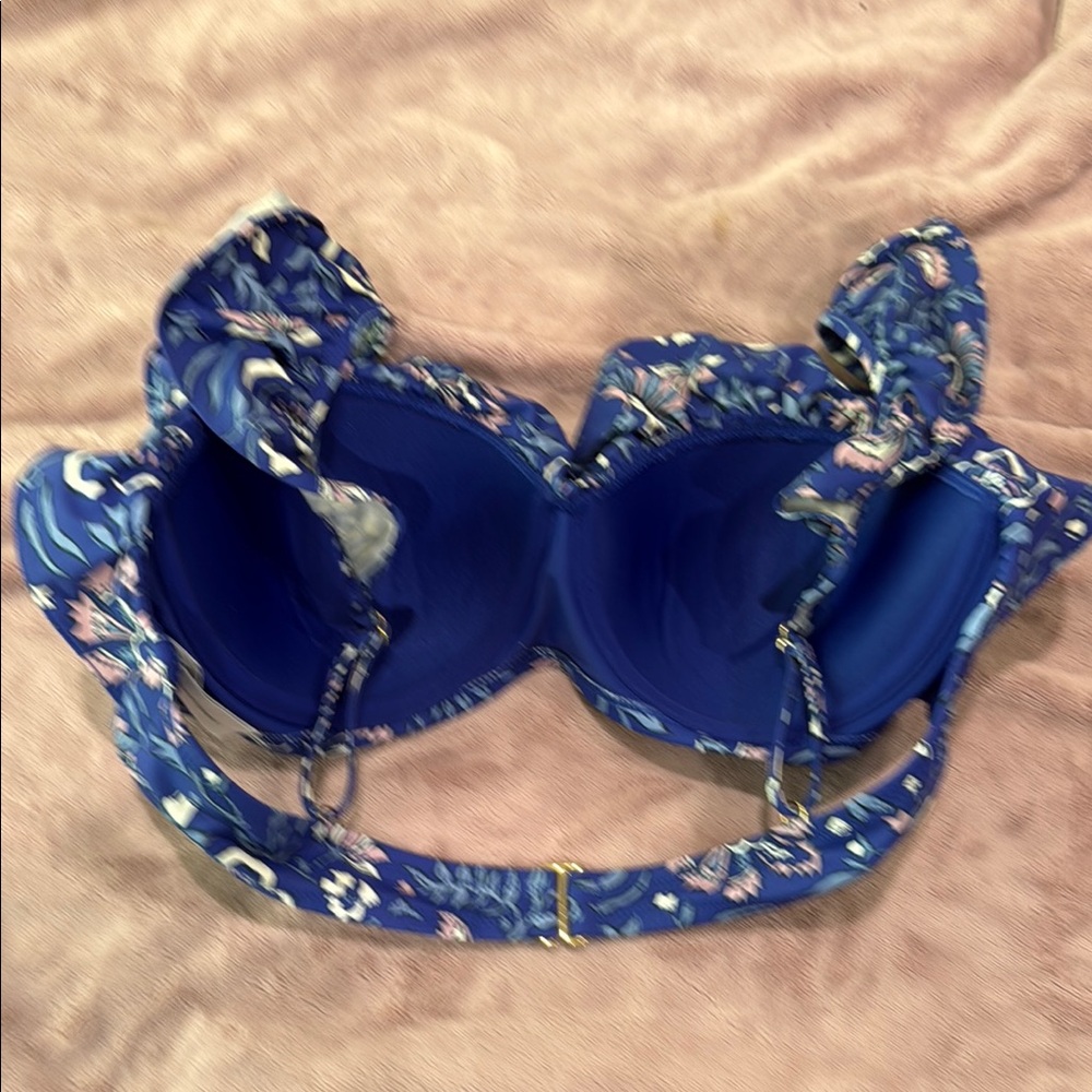 Vineyard Vines Floral Bikini Set - Picture 8 of 8
